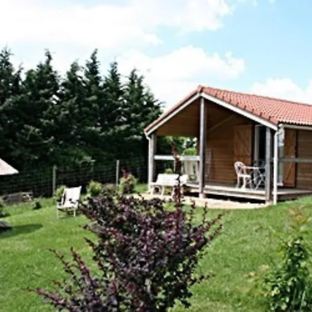 Familial Avec Piscine, Animaux Acceptes, Draps Inclus, Proche De Montlucon Et Gannat - Fr-1-489-323